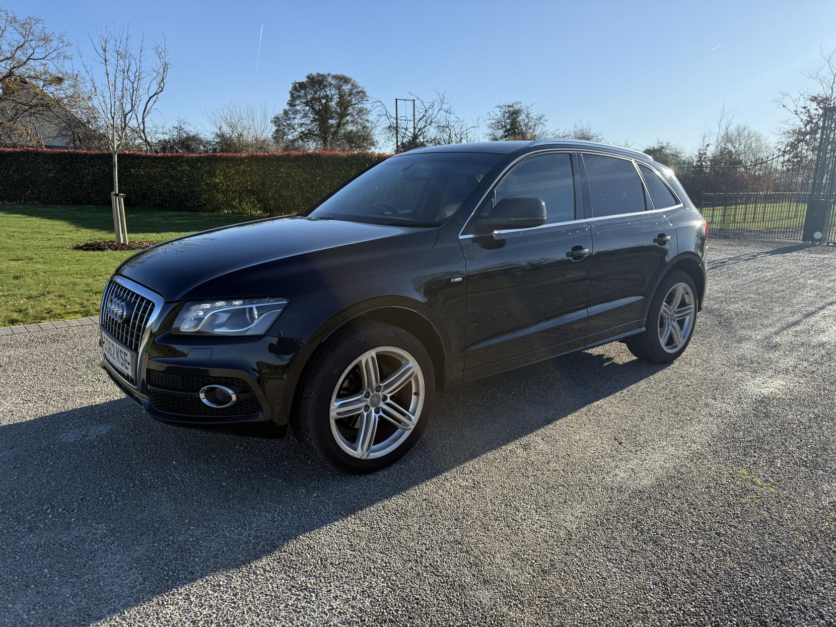 Audi Q5 2.0 TDI S line Plus SUV 5dr Diesel Manual quattro Euro 5 (s/s) (143 ps)