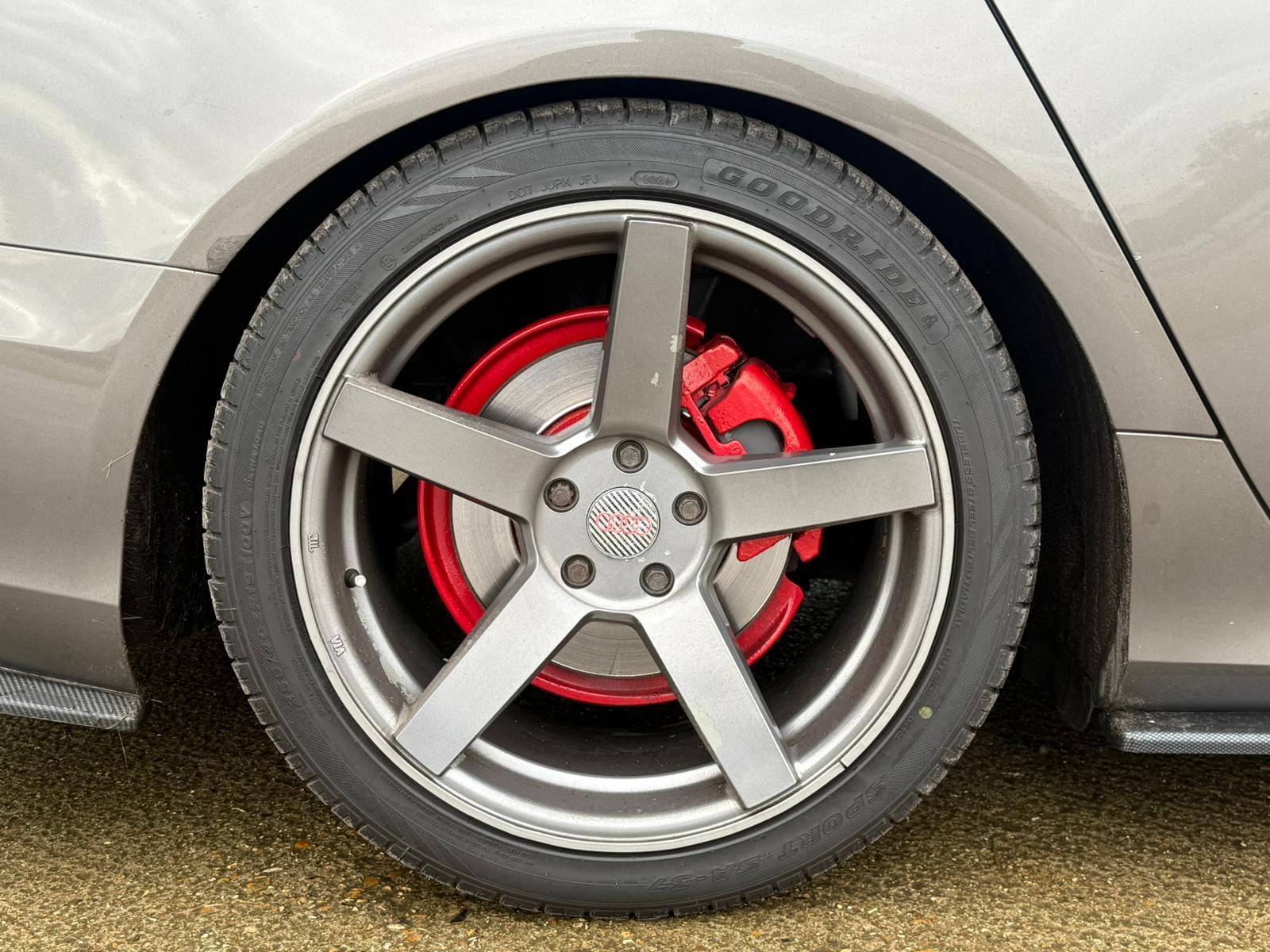 Audi A6 Saloon 2.0 TDI S line Saloon 4dr Diesel Manual Euro 5 (s/s) (177 ps)