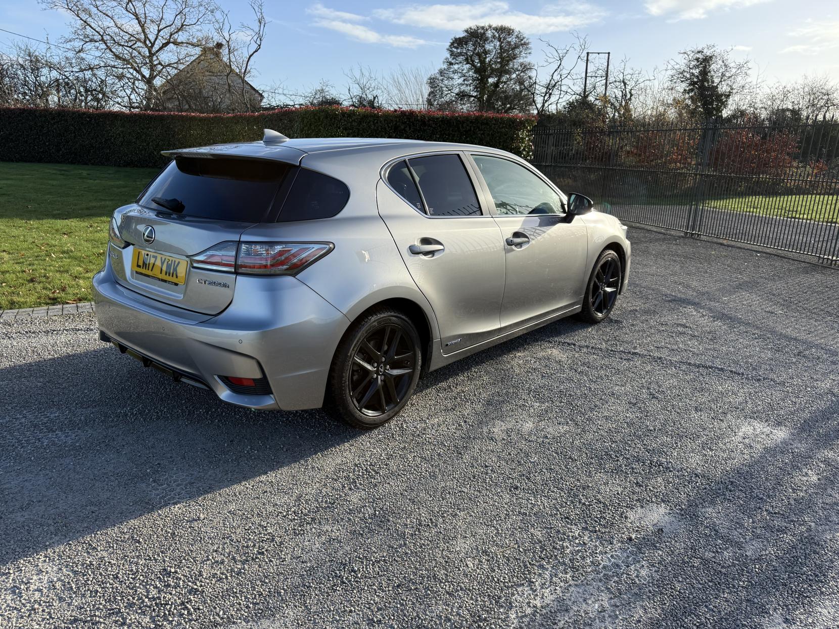 Lexus CT 1.8 200h Sport Hatchback 5dr Petrol Hybrid CVT Euro 6 (s/s) (136 ps)