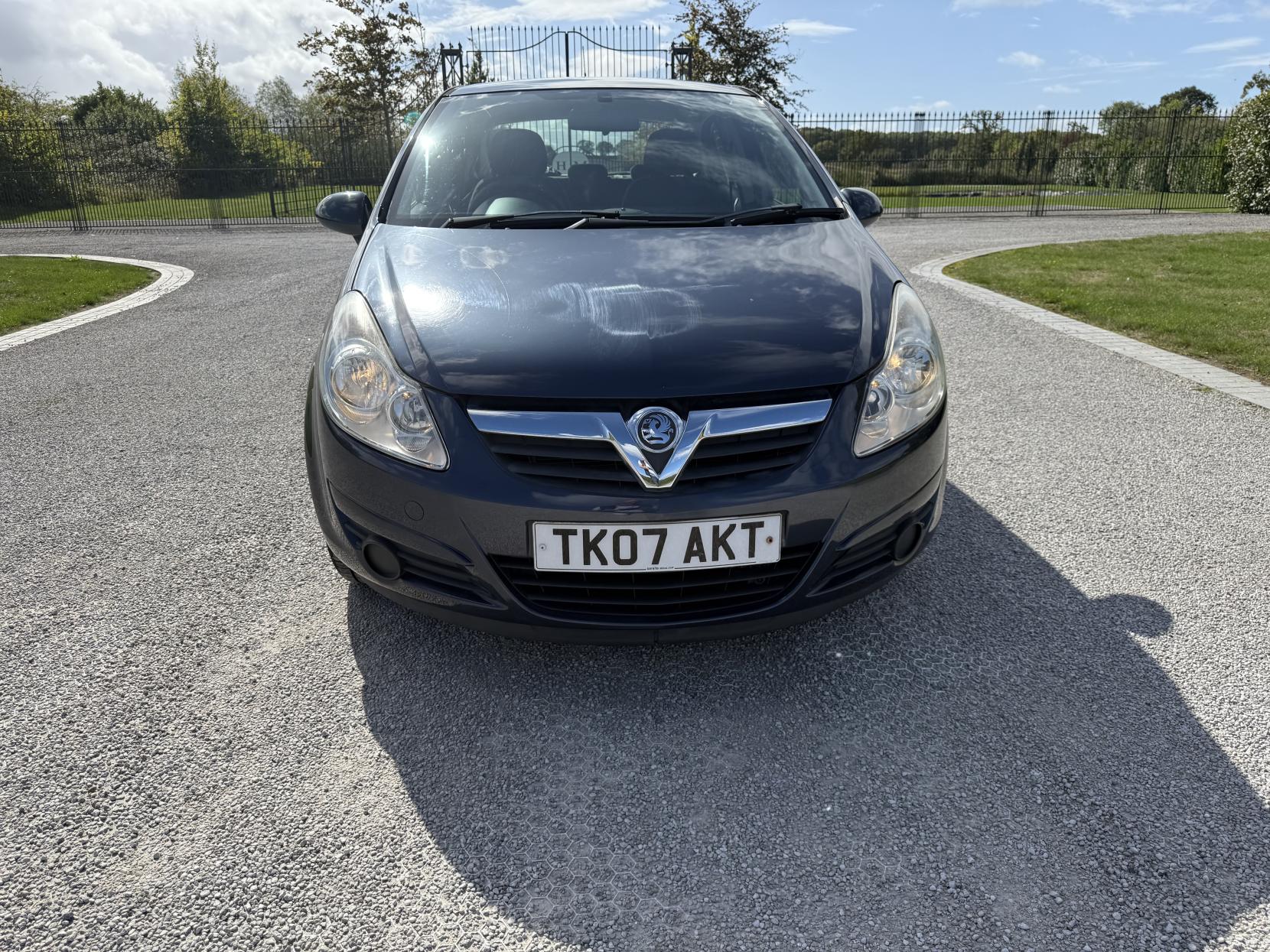 Vauxhall Corsa 1.2i 16v Life Hatchback 5dr Petrol Manual (139 g/km, 79 bhp)