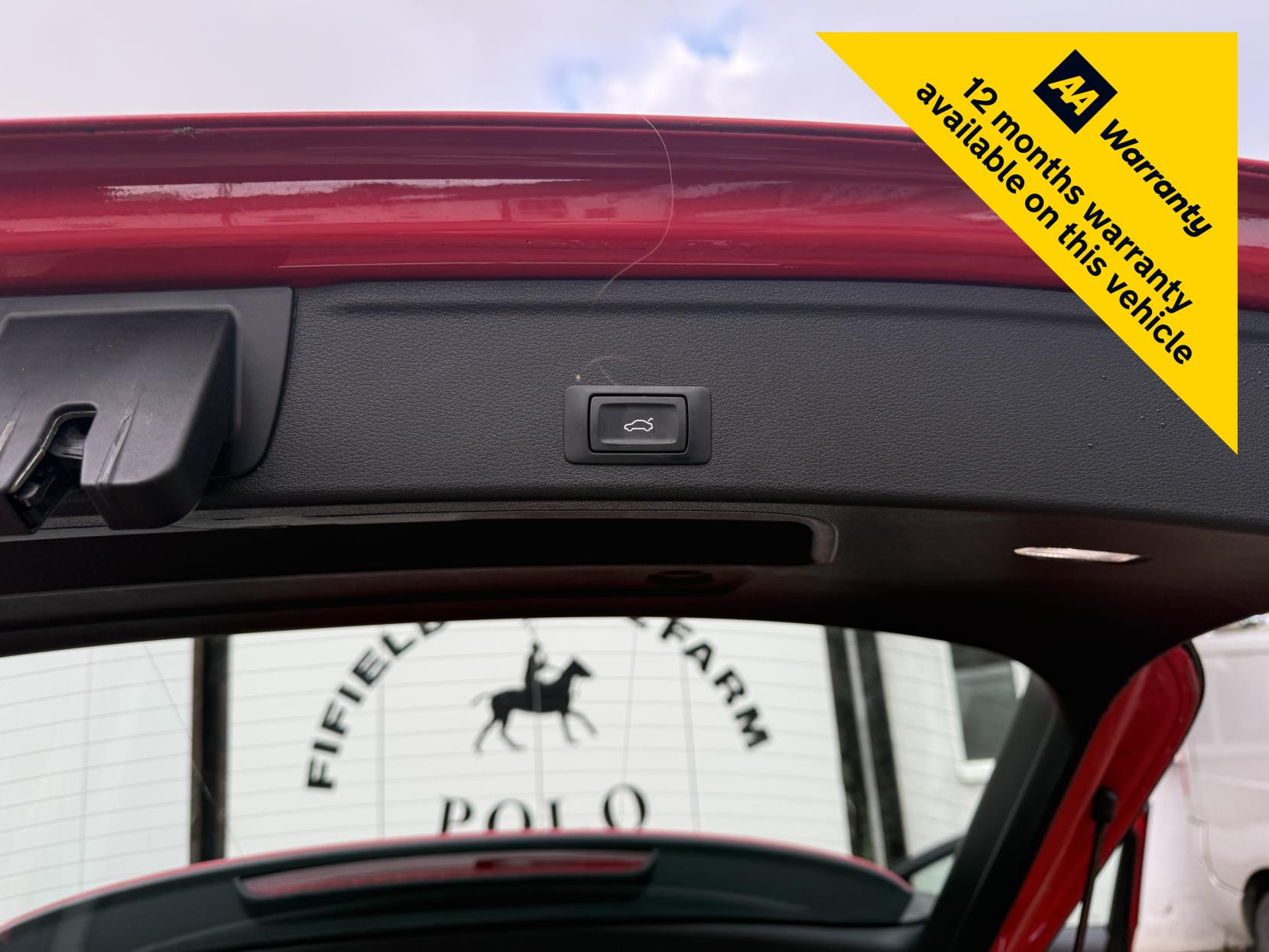 Audi A4 Avant 2.0 TDI ultra Sport Estate 5dr Diesel Manual Euro 6 (s/s) (190 ps)