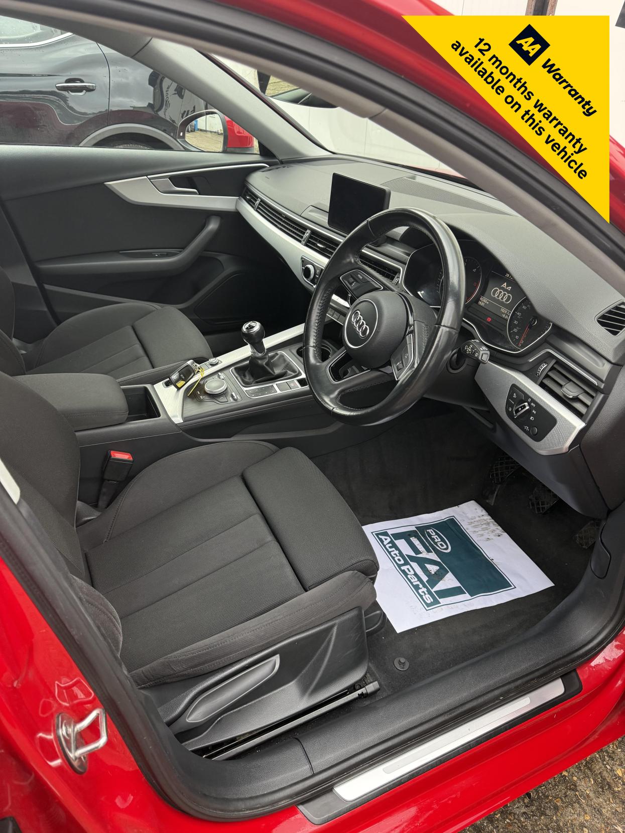 Audi A4 Avant 2.0 TDI ultra Sport Estate 5dr Diesel Manual Euro 6 (s/s) (190 ps)