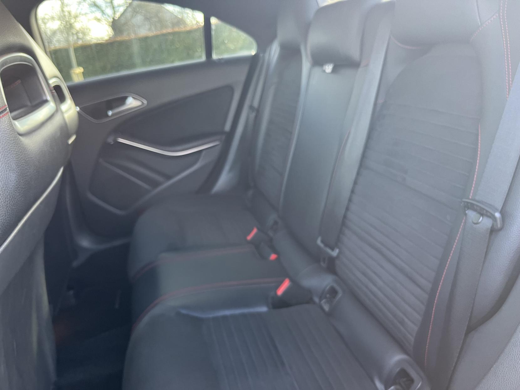 Mercedes-Benz CLA 2.1 CLA220 CDI AMG Sport Coupe 4dr Diesel 7G-DCT Euro 6 (s/s) (177 ps)