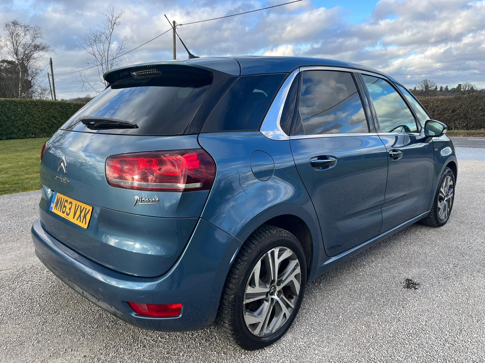 Citroen C4 Picasso 1.6 e-HDi Airdream Exclusive MPV 5dr Diesel Manual Euro 5 (s/s) (115 ps)