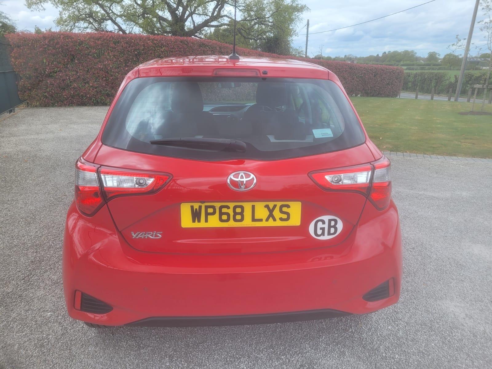 Toyota Yaris 1.5 VVT-i Icon Tech Hatchback 5dr Petrol Manual Euro 6 (111 ps)