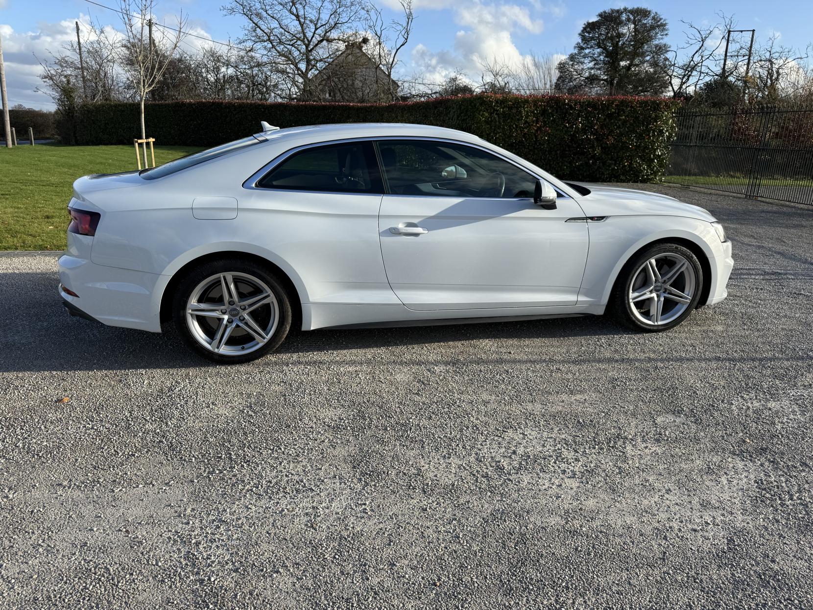 Audi A5 2.0 TFSI S line Coupe 2dr Petrol S Tronic quattro Euro 6 (s/s) (252 ps)