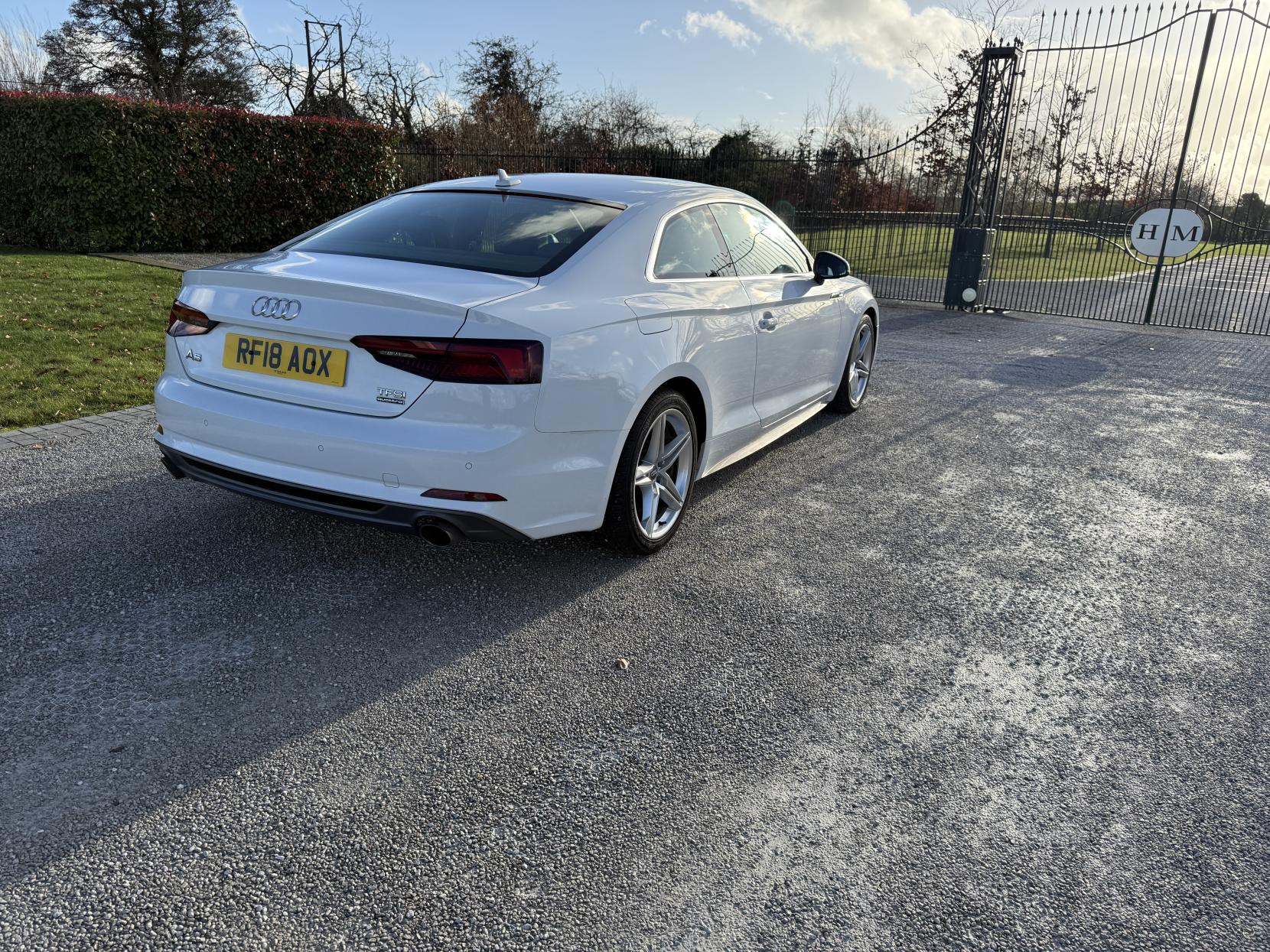 Audi A5 2.0 TFSI S line Coupe 2dr Petrol S Tronic quattro Euro 6 (s/s) (252 ps)