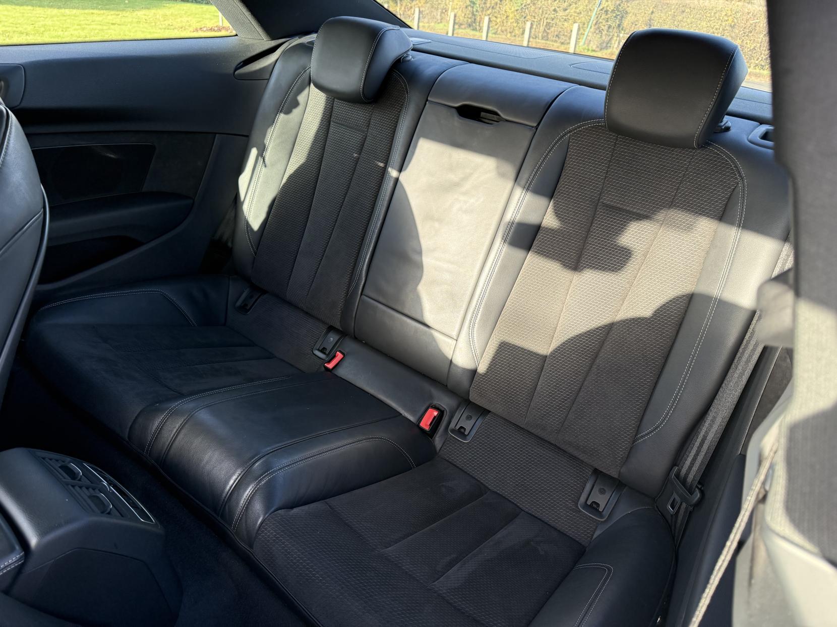 Audi A5 2.0 TFSI S line Coupe 2dr Petrol S Tronic quattro Euro 6 (s/s) (252 ps)