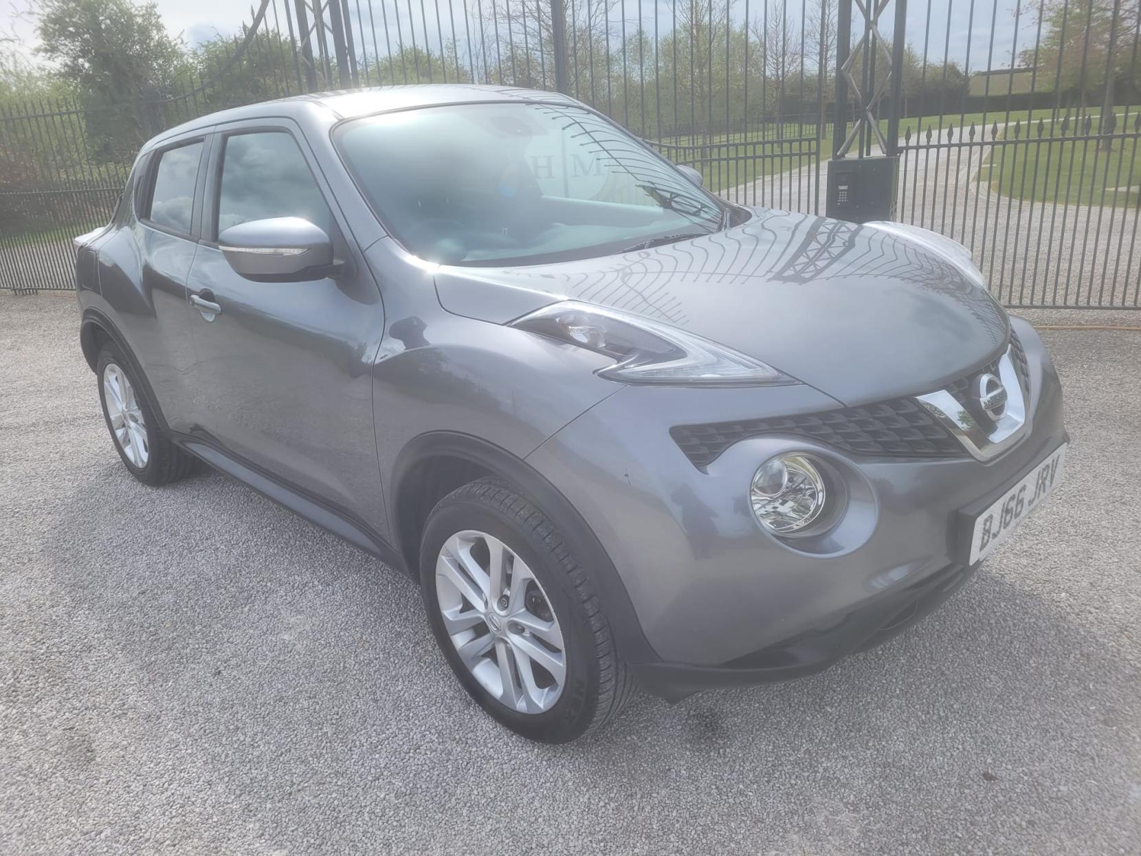 Nissan Juke 1.5 dCi N-Connecta SUV 5dr Diesel Manual Euro 6 (s/s) (110 ps)