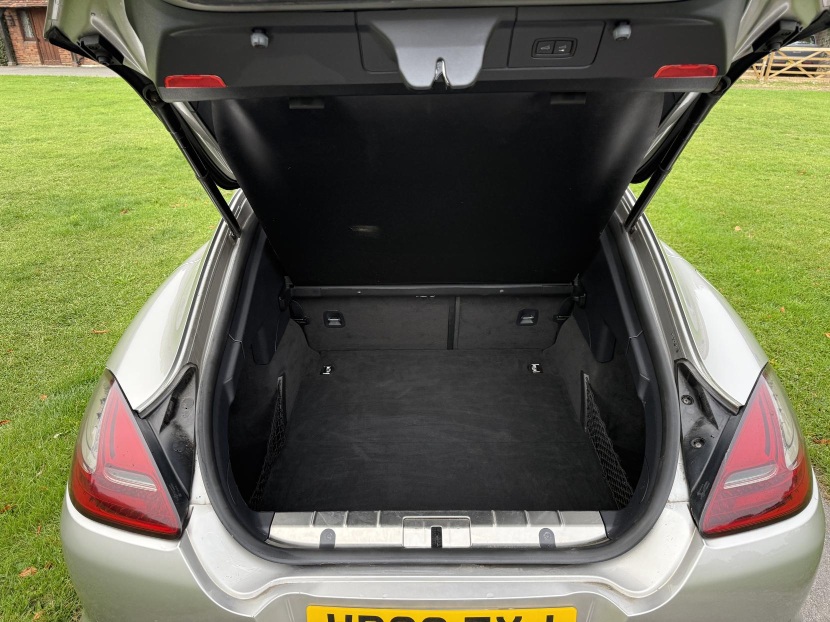 Porsche Panamera 4.8T V8 Hatchback 5dr Petrol PDK 4WD Euro 5 (s/s) (500 ps)