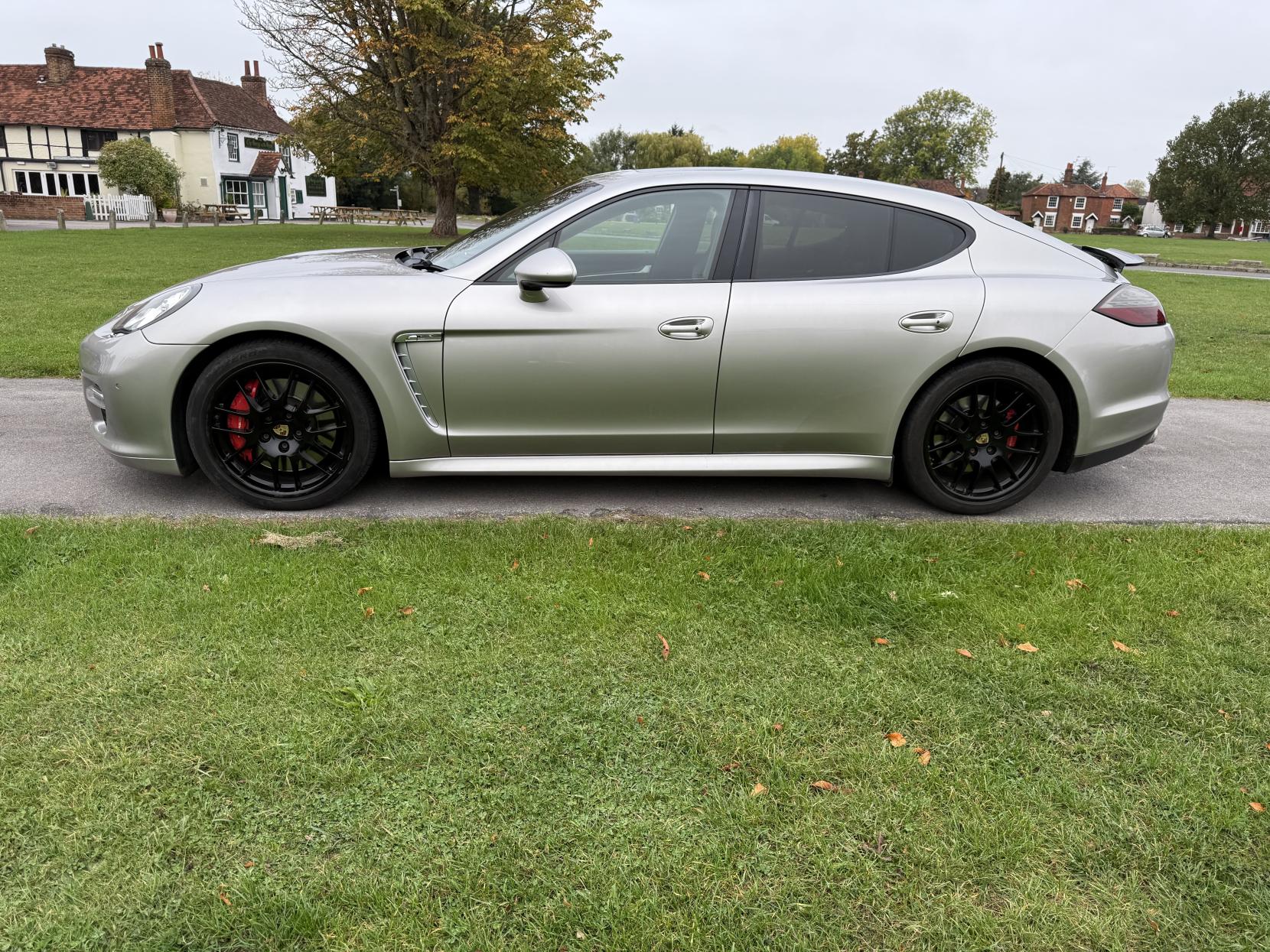 Porsche Panamera 4.8T V8 Hatchback 5dr Petrol PDK 4WD Euro 5 (s/s) (500 ps)