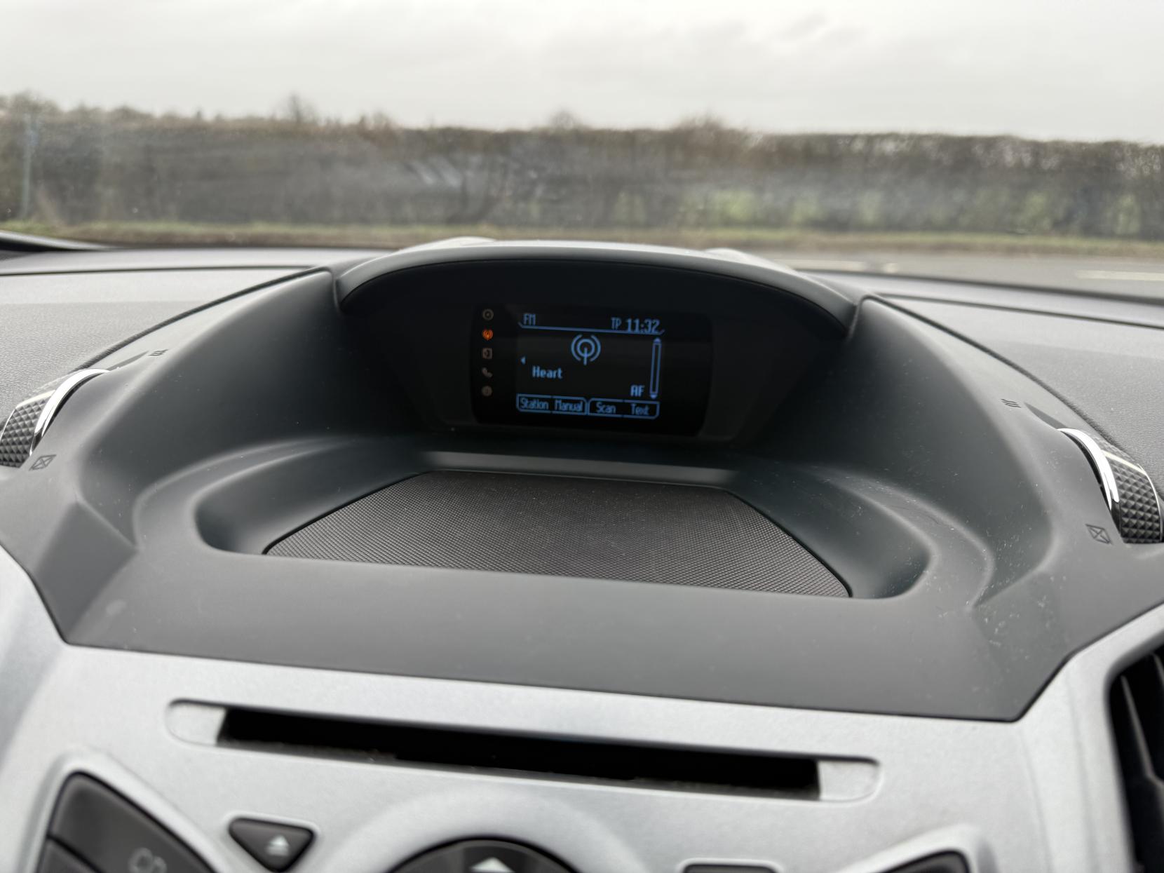 Ford C-Max 1.0T EcoBoost Zetec MPV 5dr Petrol Manual Euro 5 (s/s) (125 ps)