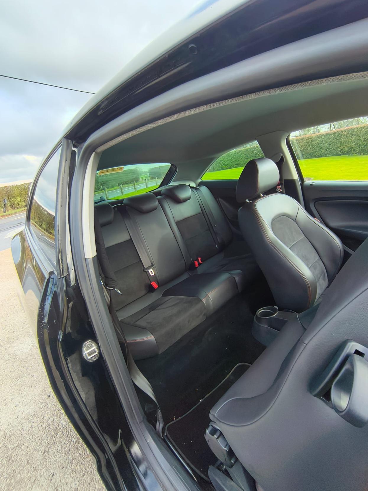 SEAT Ibiza 1.2 TSI FR Black Sport Coupe 3dr Petrol Manual Euro 5 (105 ps)